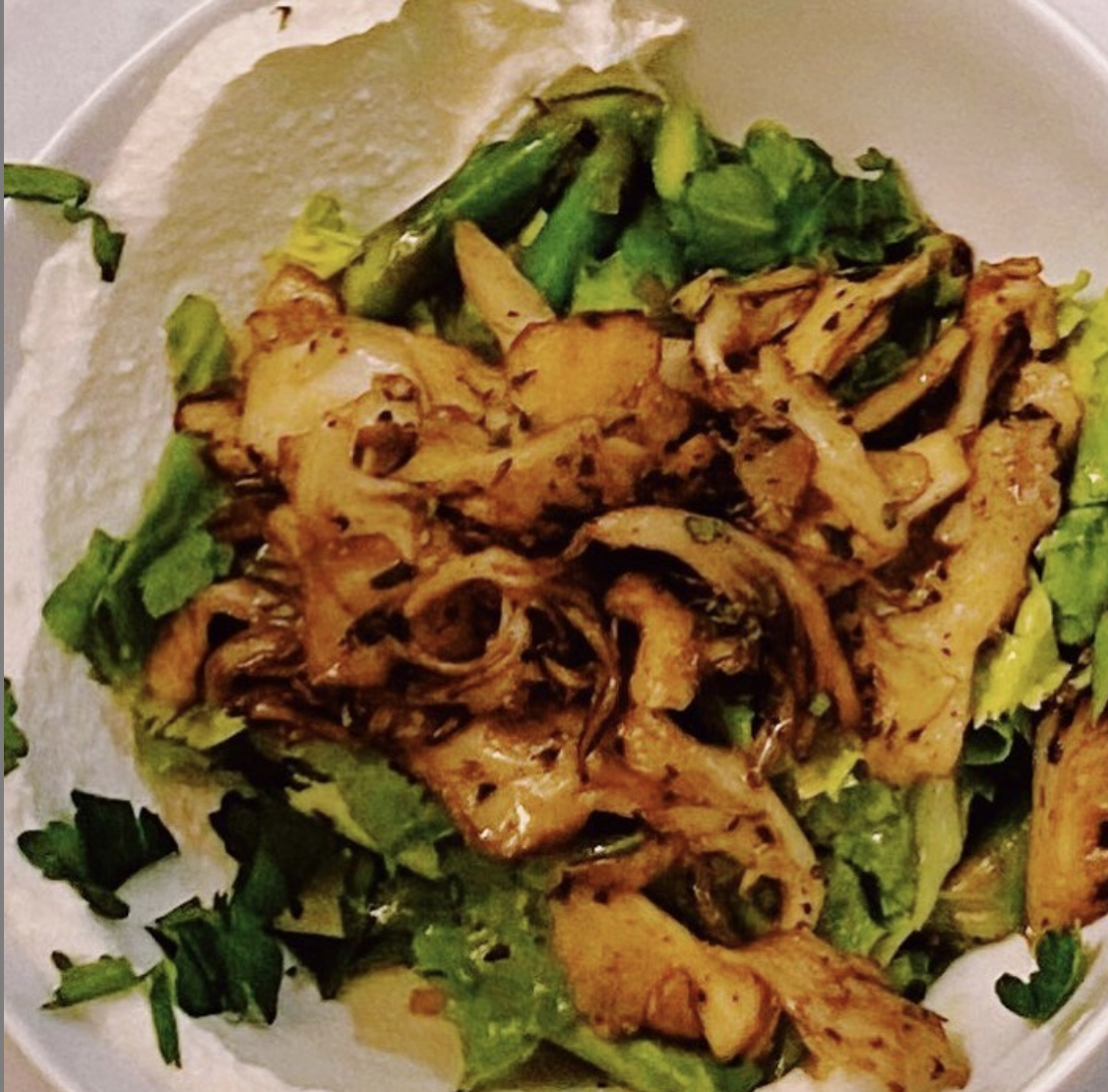 Hen of the woods salad in a bowl